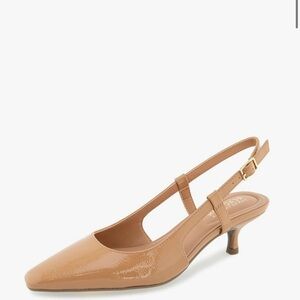 Kenneth Cole Tan Patent Slingback Heels